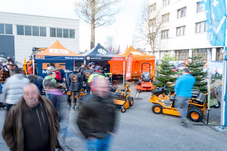 AriensCo with the brands Ariens and AS-Motor at their booth at this years fair: ForstLIve in Offenburg. Presenting their new products to visitors.