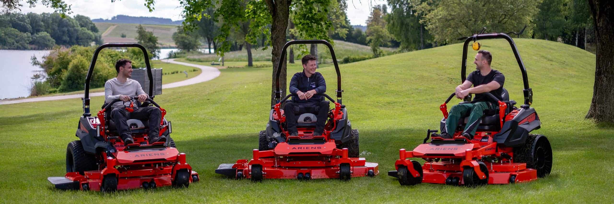 Ariens Zero-Turn mower line-up on the gras